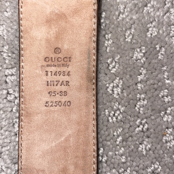 Like new man’s striped with Brown on the outlining belt - Picture 2 of 2